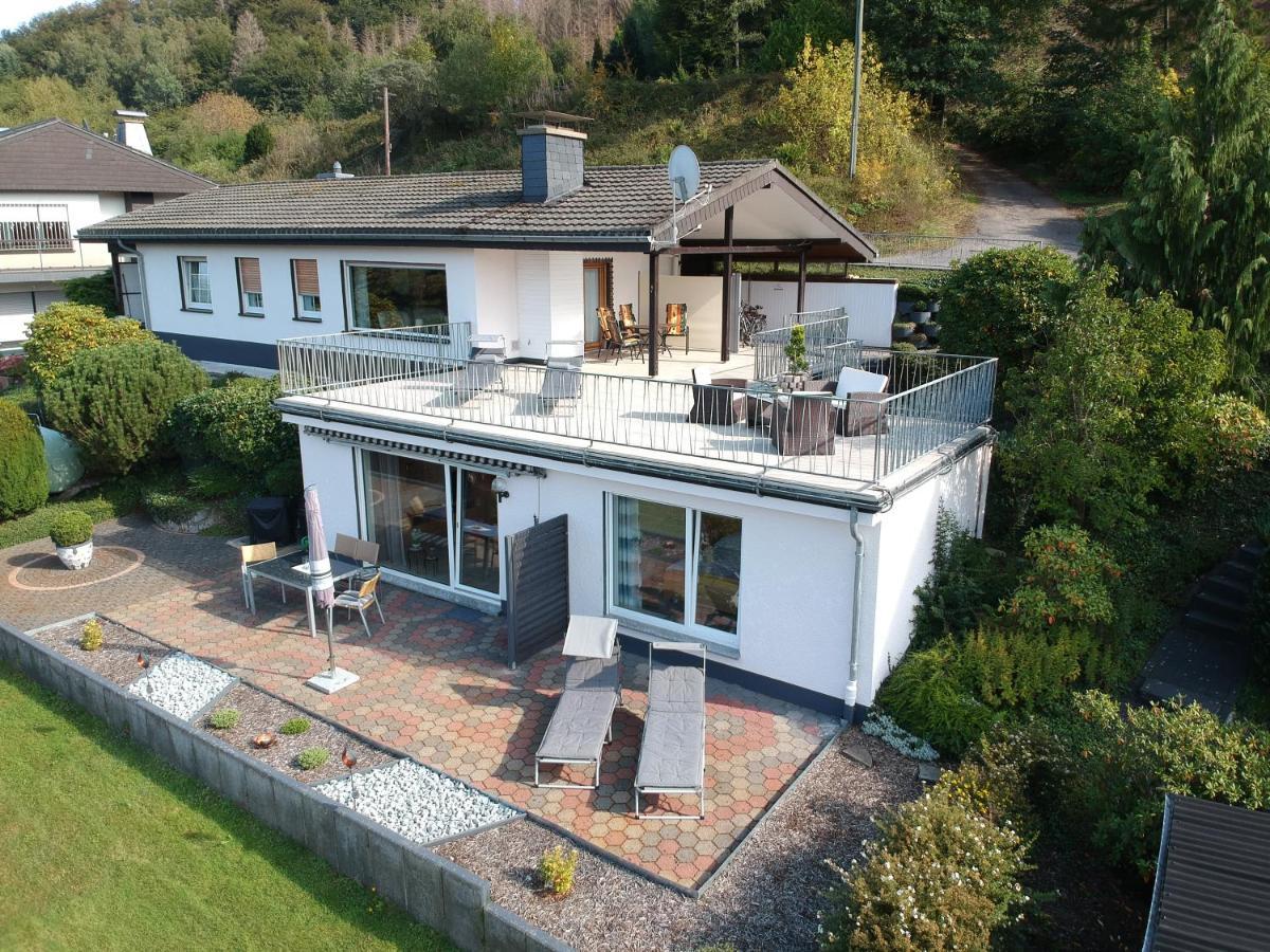 Exklusive Ferienwohnung 'Agger-Blick' Mit Grosser Seeblick-Terrasse & Sauna Gummersbach Extérieur photo