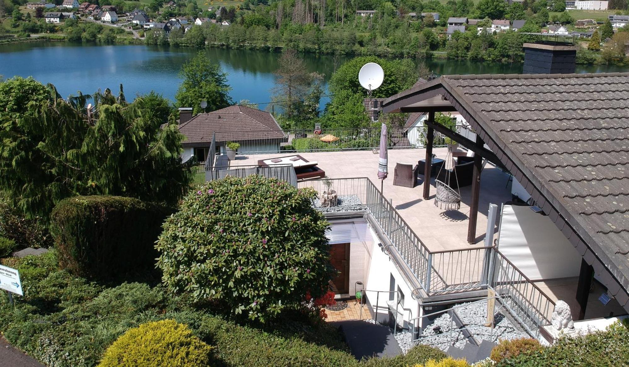 Exklusive Ferienwohnung 'Agger-Blick' Mit Grosser Seeblick-Terrasse & Sauna Gummersbach Extérieur photo